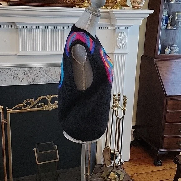 Vintage 1980's Sweater Vest - Picture 5 of 6